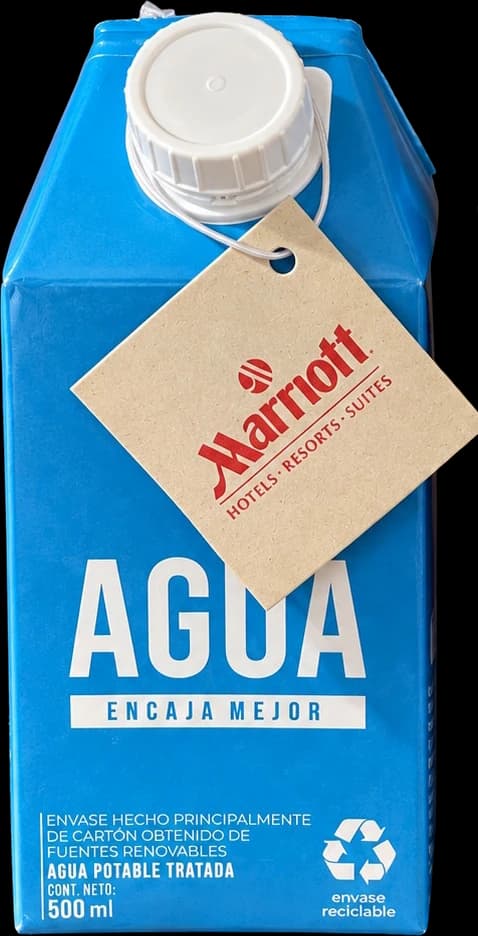 Agua En Caja — tu marca aquí